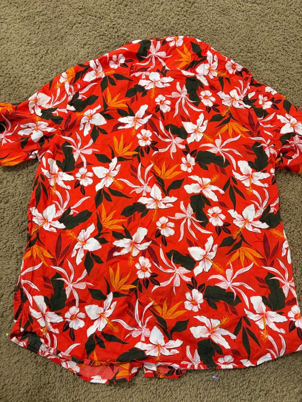 H&M Red Floral Short-Sleeve Button-Down Shirt Size L - Picture 9 of 9